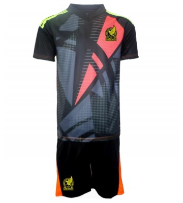 Mexico Goalkeeper Replica Home Stadium Kit for Kids Copa America 2024 Short Sleeve (+ pants)